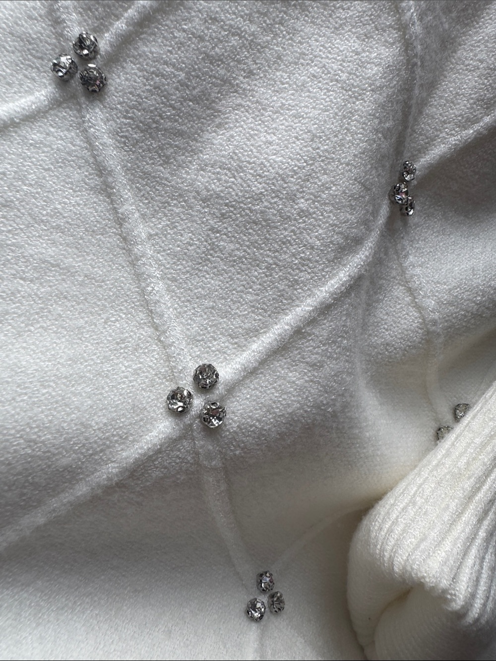 Women's Cream Turtleneck Sweater with Bead-Embellished Diamond Knit - Picture 5 of 8